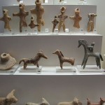 Earthen figurines